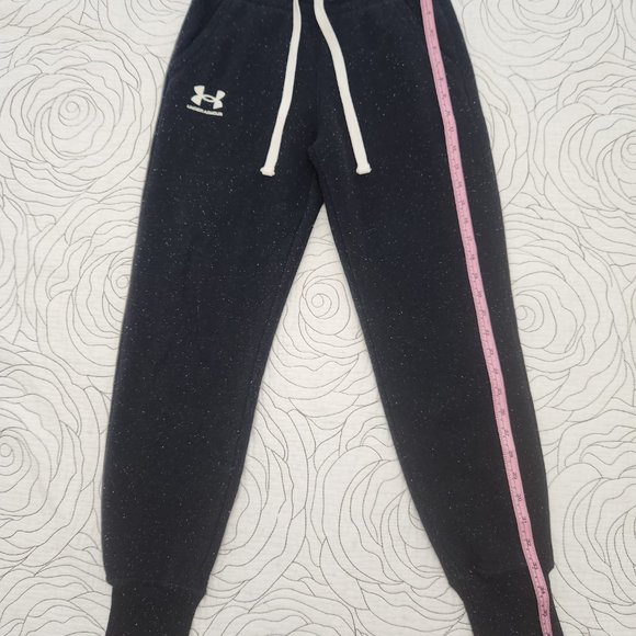 [XS] Black/White Speckled Under Armour Sweatpants - Picture 12 of 16